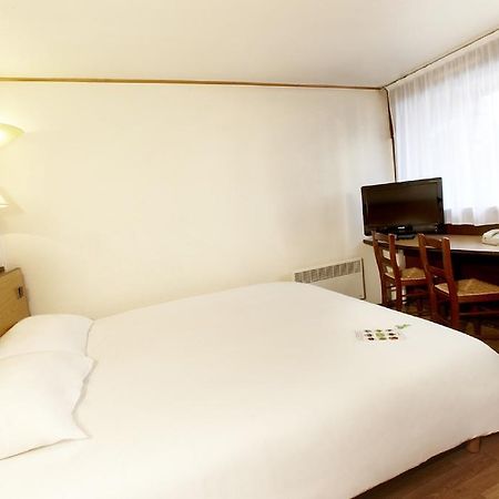Campanile Annecy ~ Metz-Tessy Hotel Cameră foto