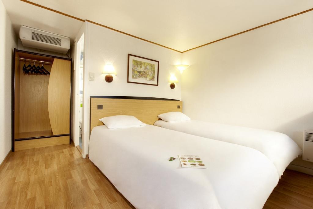 Campanile Annecy ~ Metz-Tessy Hotel Cameră foto