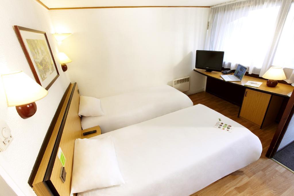 Campanile Annecy ~ Metz-Tessy Hotel Cameră foto