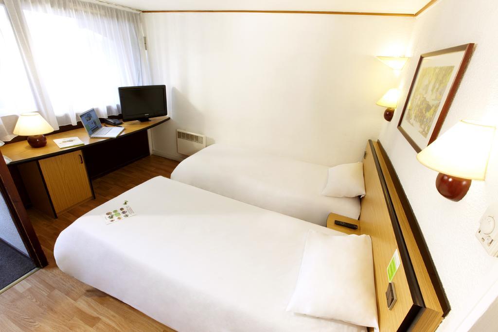 Campanile Annecy ~ Metz-Tessy Hotel Cameră foto
